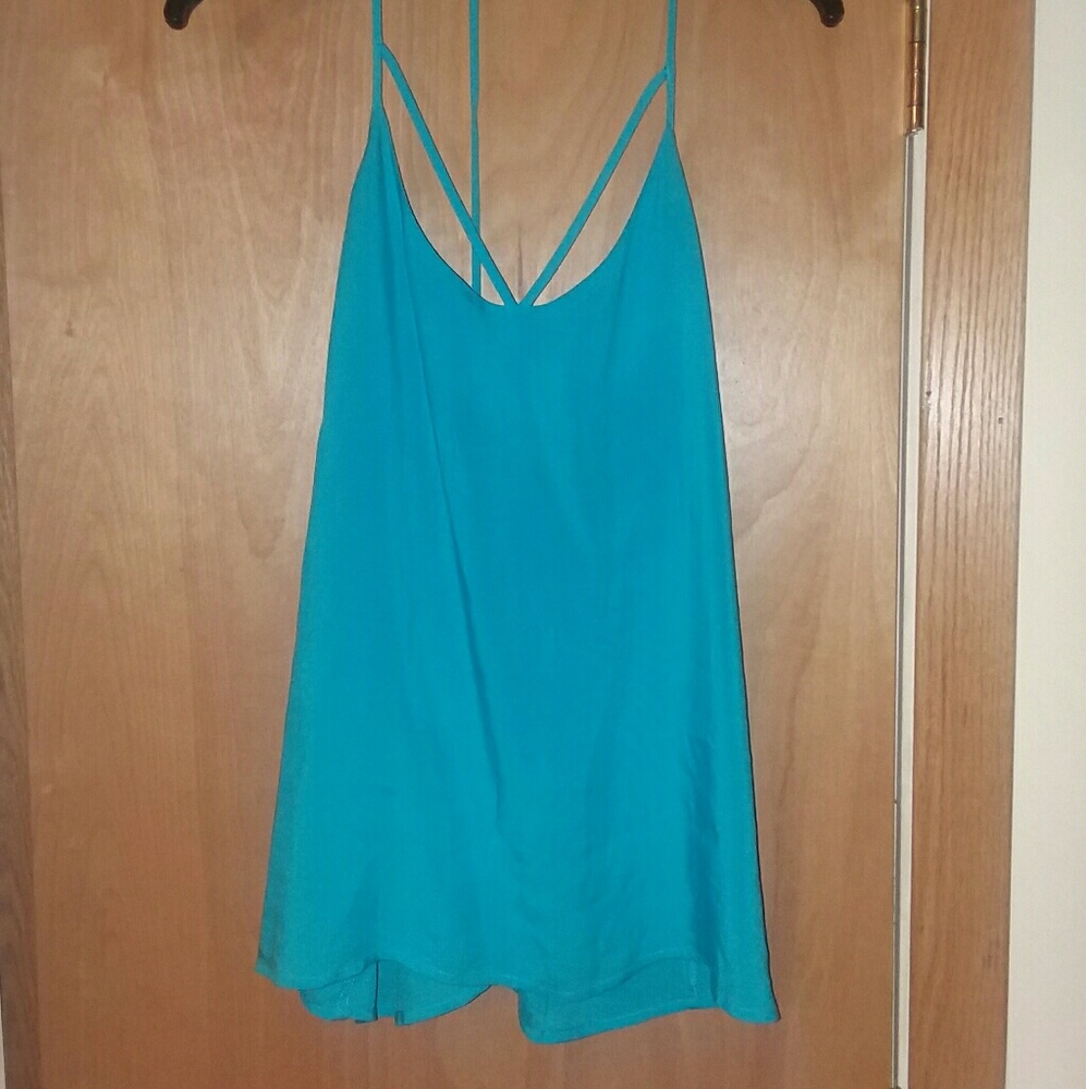 Teal top